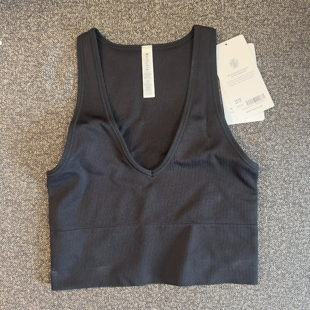 NWT Athleta Sports Top - XS